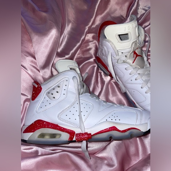 Jordan 6 Retro High Red Oreo - Picture 3 of 5